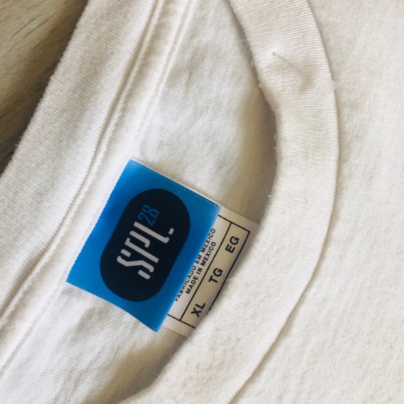 #2000basketballchampionshit vintage T-shirt - Picture 4 of 5